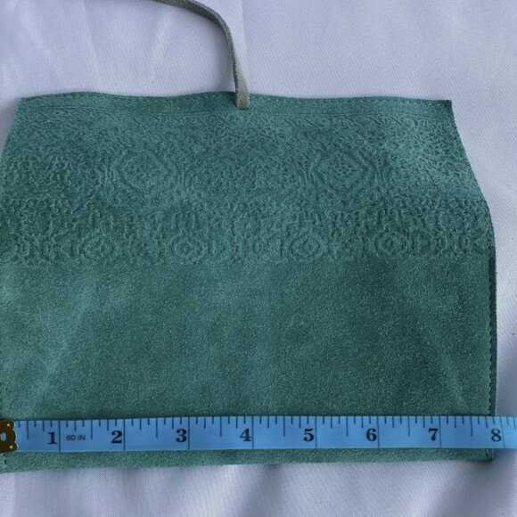 Teal Blue Green Suede Jewelry Pouch Holder Wallet Style Embossed Unbranded Nice - Picture 6 of 8
